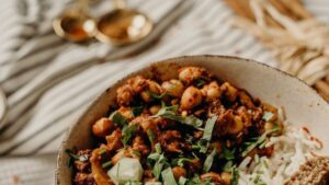 Healthy food recipe to promote hair growth and hair shine.
